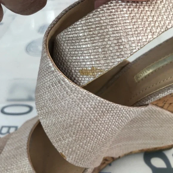 BCBG BCBGENERATION wedge platform sandal - Picture 13 of 13